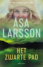 Het zwarte pad / Rebecka Martinsson / 3 9789026357985, Boeken, Verzenden, Zo goed als nieuw, Åsa Larsson