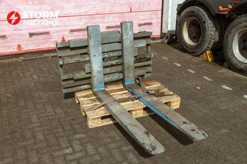 Online veiling: Verstelbaar lepelbord, Zakelijke goederen, Machines en Bouw | Transport
