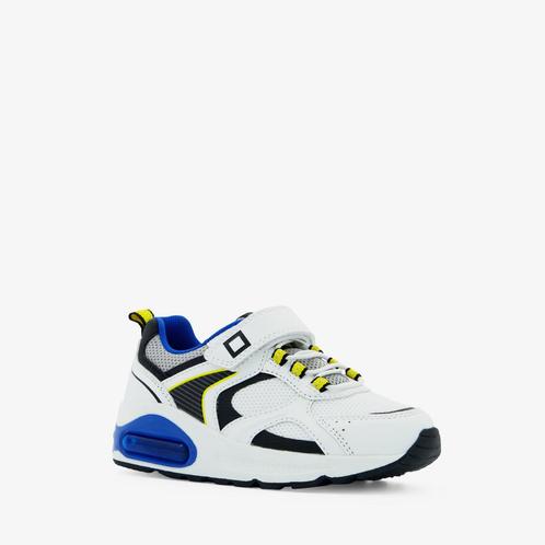 Blue Box jongens sneakers met gele details maat 35, Kleding | Heren, Schoenen, Nieuw, Verzenden