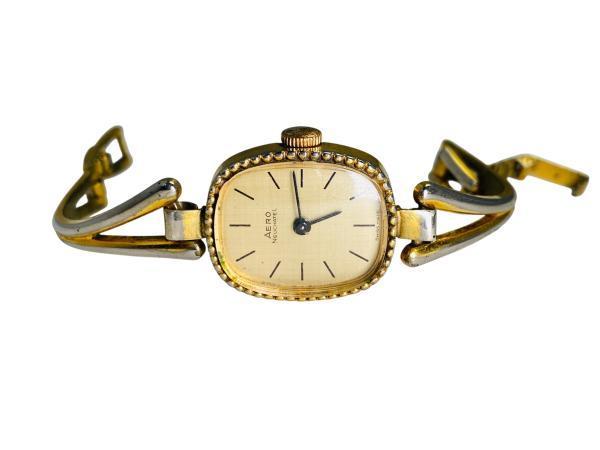 Veiling - Vintage Aero Neuchâtel | Swiss Bangle | Linen D, Sieraden, Tassen en Uiterlijk, Horloges | Dames, Gebruikt