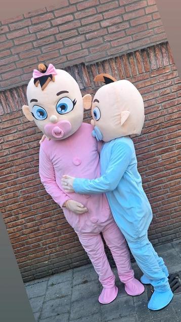 Gender reveal Boy &amp; Girl mascottes beschikbaar voor biedingen