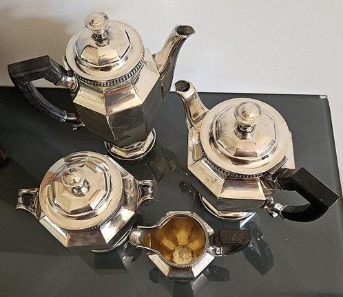 Christofle - Koffie- en theeservies (4) - PANS GODRONS -, Antiek en Kunst, Antiek | Meubels | Tafels