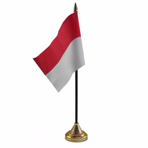 Indonesie versiering tafelvlag 10 x 15 cm - Indonesie vers.., Hobby en Vrije tijd, Feestartikelen, Ophalen of Verzenden
