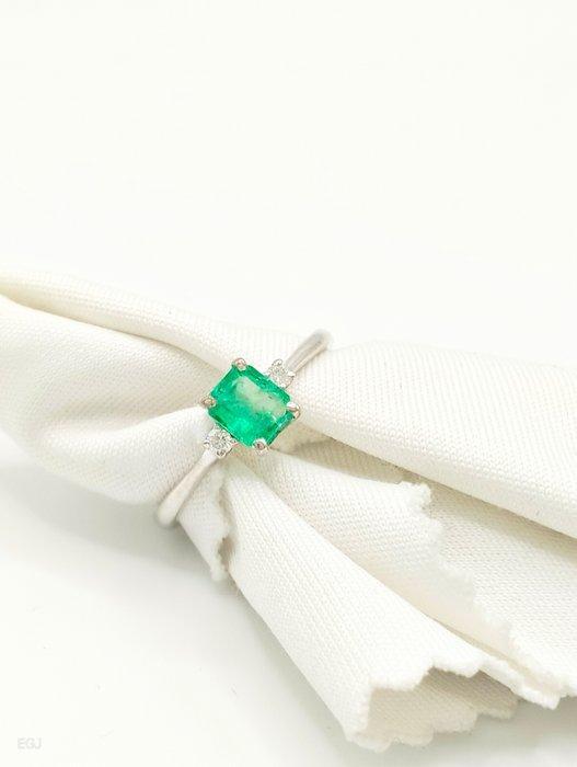 Zonder Minimumprijs - Ring - 14 karaat Witgoud Smaragd -, Sieraden, Tassen en Uiterlijk, Ringen