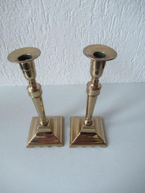Kandelaar 2 Vlaamse bronzen kandelaars (2) - Brons, Antiek en Kunst, Antiek | Overige Antiek