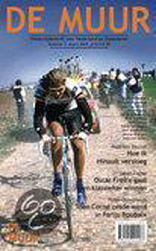 De Muur 3 9789020404586, Boeken, Literatuur, Gelezen, Verzenden