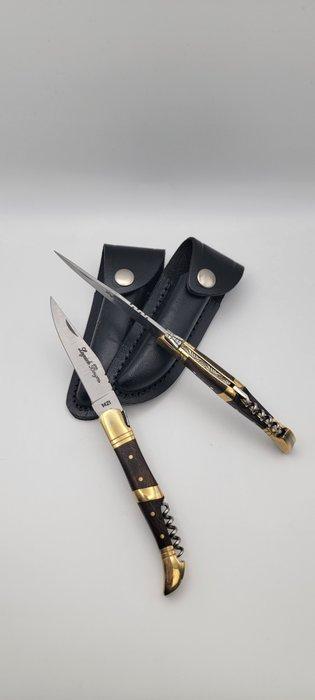 Laguiole Bougna - Tafelmessenset (2) - Hout, Messing, Staal, Antiek en Kunst, Antiek | Keukenbenodigdheden