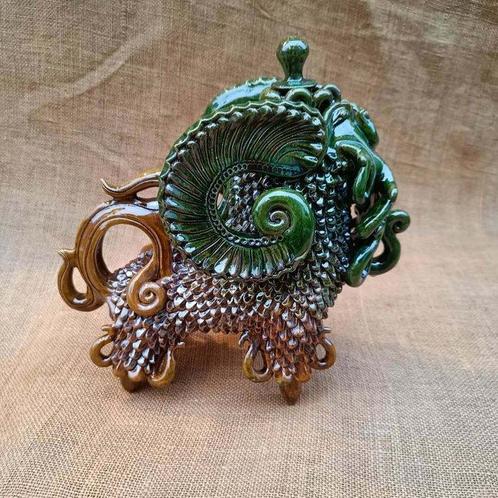 Handgemaakt - Aquamanile - Majolica, Antiek en Kunst, Antiek | Glas en Kristal