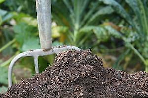 biologische tuinaarde,biologische aarde,biologische grond beschikbaar voor biedingen