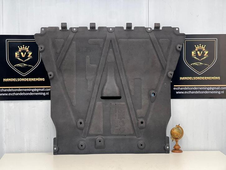 Renault Clio 1.0i 12V motor beschermplaat bj.2021, Auto-onderdelen, Motor en Toebehoren, Gebruikt, Renault