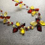 Kraagketting met gesneden natuurlijk Baltisch amber. -, Verzamelen, Mineralen en Fossielen