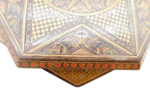 Tafelmiddenstuk - Sorrentina - Polychroom hout - Octagonale, Antiek en Kunst, Curiosa en Brocante