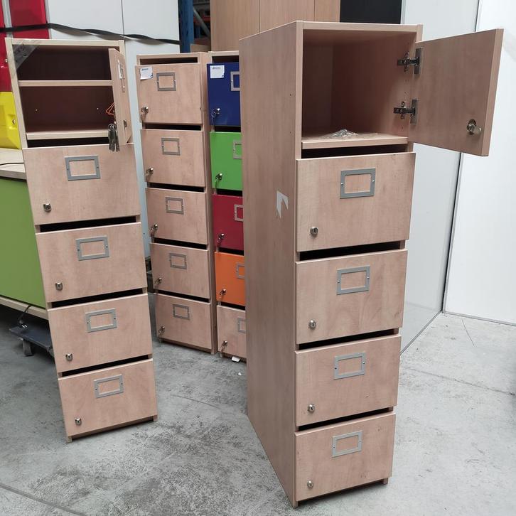 5-deurs Vepa locker met postvak - 150x35x56 cm, Huis en Inrichting, Kasten | Lockerkasten, Ophalen of Verzenden