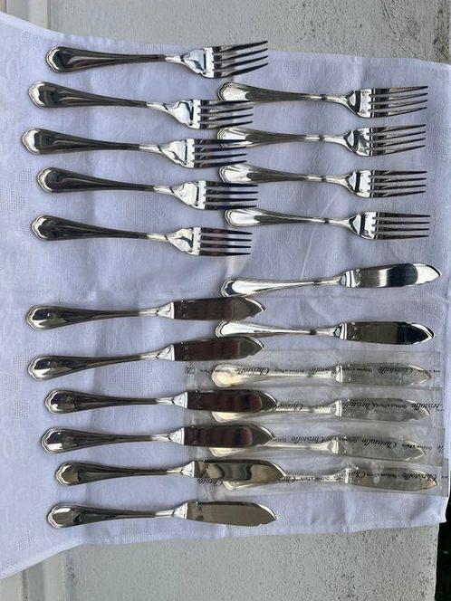 Christofle - Visbestekset (21) - Spatours - Zilver metaal, Antiek en Kunst, Antiek | Meubels | Tafels