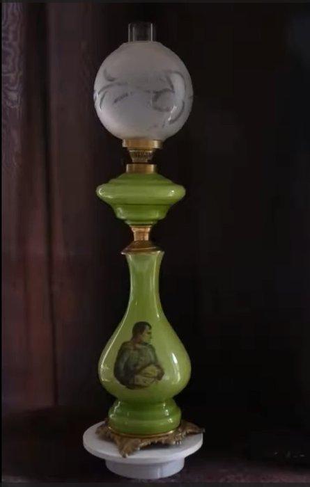 Olielamp - Napoleon III - Opaline glas - Antieke olielamp, Antiek en Kunst, Curiosa en Brocante