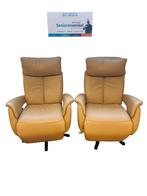 Meubelzorg Sta- Op en relax stoel in vol crème kleurig leder, Minder dan 75 cm, Leer, Zo goed als nieuw, 50 tot 75 cm
