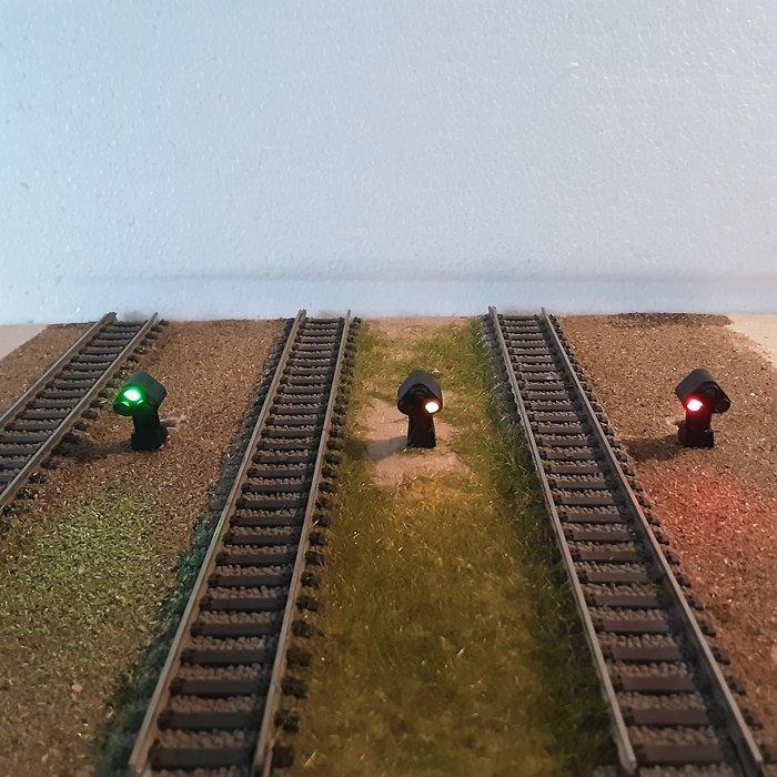 Seinen H0 - Signalen (10) - Dwerg seinen NL geheel kunststof, Hobby en Vrije tijd, Modeltreinen | H0