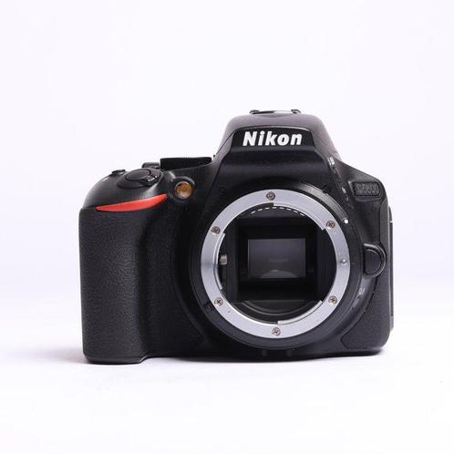 Nikon D5600 + Nikon AF-P 18-55mm VR Digitale camera, Audio, Tv en Foto, Fotocamera's Digitaal
