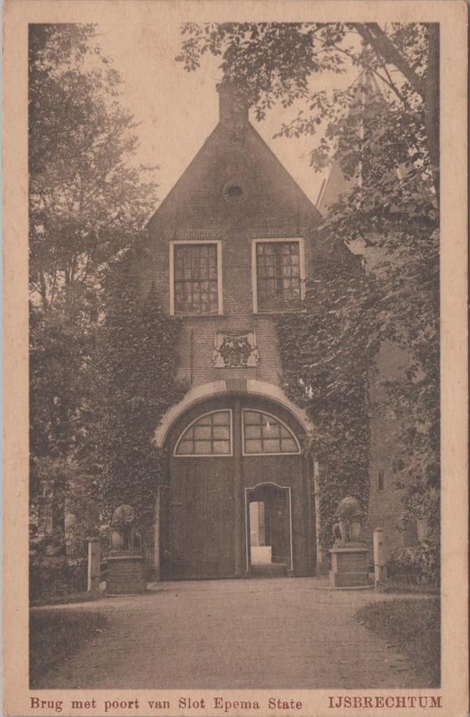 IJSBRECHTUM - Brug met poort van Slot Epema State, Verzamelen, Ansichtkaarten | Nederland
