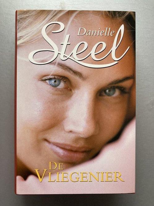De Vliegenier 9789051088311 Danielle Steel, Boeken, Overige Boeken, Gelezen, Verzenden