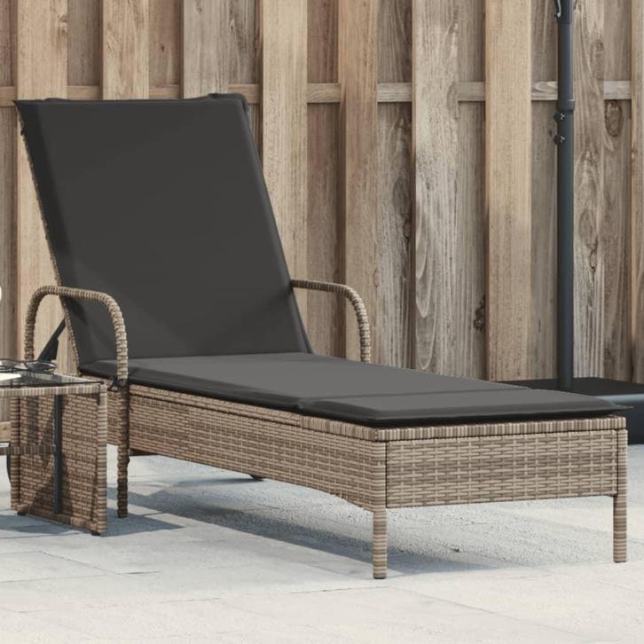 vidaXL Ligbed met wielen en kussen poly rattan grijs, Tuin en Terras, Ligbedden, Nieuw, Verzenden