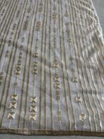 Stof voor gordijnen • Prachtige Franse geborduurde tule •