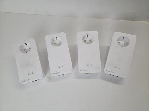 Veiling - 4x devolo Magic 2 WiFi next Versterker, Computers en Software, WiFi-versterkers