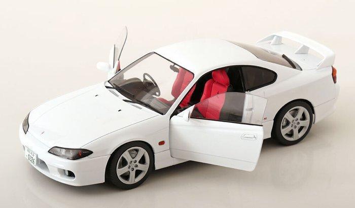 Solido 1:18 - Modelauto - Nissan Silvia S15 Spec-R Aero -, Hobby en Vrije tijd, Modelauto's | 1:5 tot 1:12