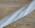 Grijze alpaca tussah zijde blend, Hobby en Vrije tijd, Spinnewielen en Spinnen, Ophalen of Verzenden, Nieuw, Spinwol