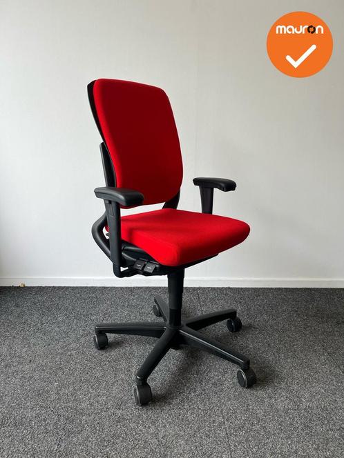 Ahrend 230 - Hoge rug  - Rode stoffering - Zwart voetkruis, Zakelijke goederen, Kantoor en Winkelinrichting | Kantoormeubilair en Inrichting