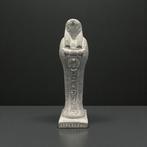 Replica van het oude Egypte Ushabti-beeld met valkhals en