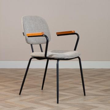 40% Korting: Scandinavische eetkamerstoel Oskar taupe beschikbaar voor biedingen