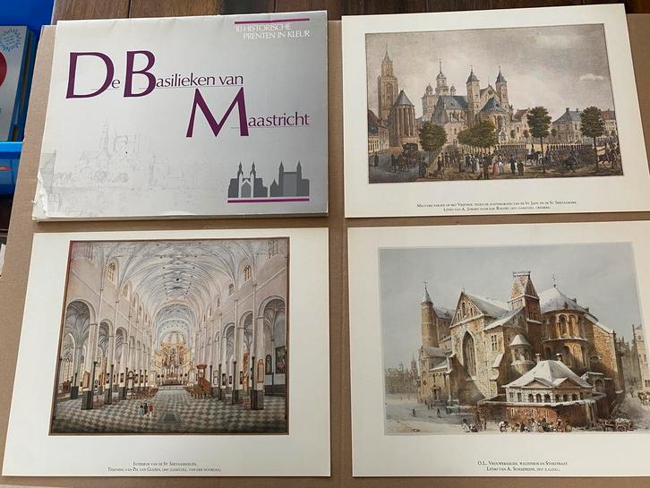 Prentenmap 10 Prenten in Kleur De Basilieken van Maastricht, Boeken, Geschiedenis | Stad en Regio, Gelezen, Ophalen of Verzenden