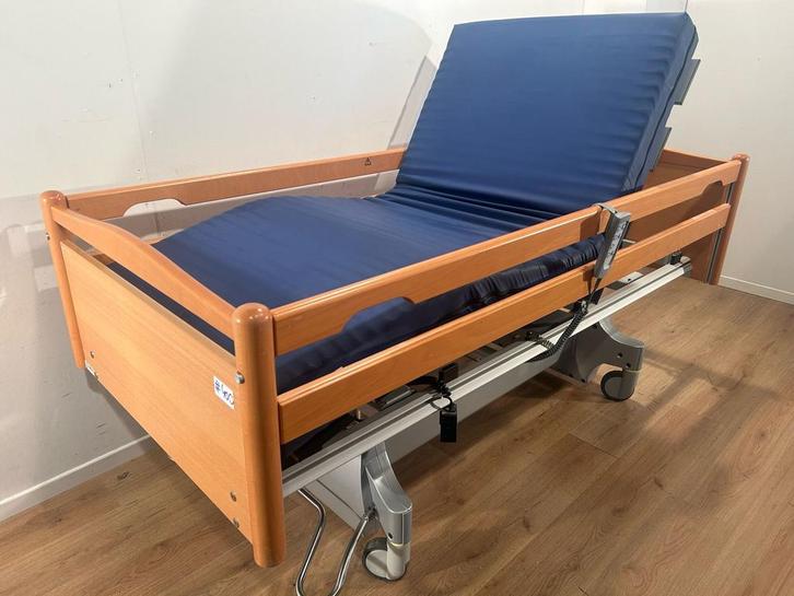 Volker #40C Elektrisch Hoog Laag Thuiszorg-bed, Diversen, Verpleegmiddelen, Zo goed als nieuw, Verzenden