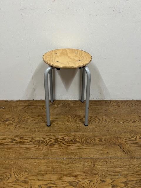 Gebruikte Half Hoge Kruk - K838 Vintage/Café, Huis en Inrichting, Barkrukken, Ophalen