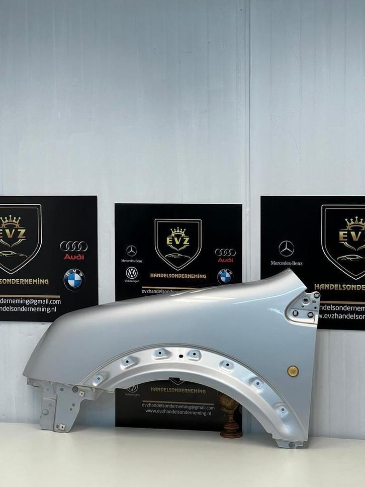 Ford Transit Connect spatbord/Voorscherm links voor bj.2011, Auto-onderdelen, Carrosserie en Plaatwerk, Gebruikt, Ford, Voor, Links