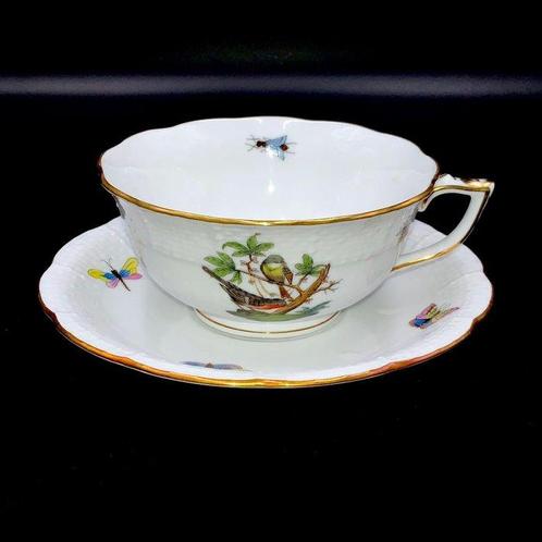 Herend - Tea Cup and Saucer (2 pcs) - Largest Size -, Antiek en Kunst, Antiek | Meubels | Tafels