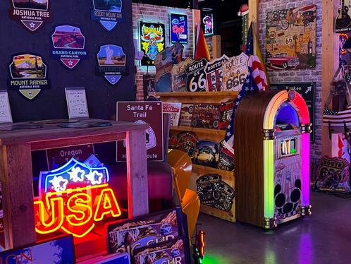 Bezoek de winkel/showroom van Signs USA; Amerikaanse signs, Verzamelen, Retro, Huis en Inrichting, Ophalen of Verzenden