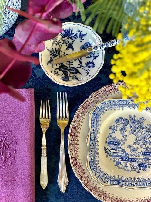 Tafellaken voor grote tafels, blauwe damast - Tafelkleed -, Antiek en Kunst, Antiek | Kleden en Textiel