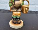 Goebel - Beeldje - Village boy - TMK6 - Keramiek