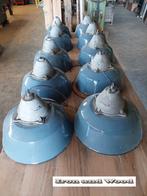 Oude vintage emaille lampen in diverse kleuren en maten, Huis en Inrichting, Verzenden, Gebruikt, Metaal, Vintage industrieel 