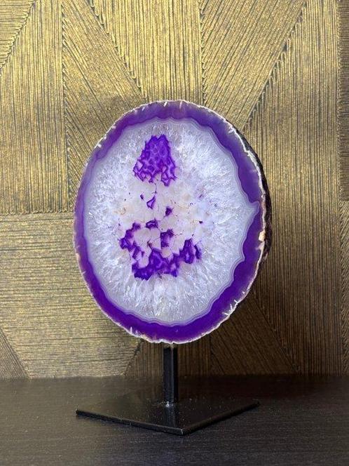 AA+ Quality agate on stand - Hoogte: 130 mm - Breedte: 100, Verzamelen, Mineralen en Fossielen