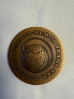 KLM 50 jaar vluchten naar Ver Verre Oosten, door R.C., Antiek en Kunst