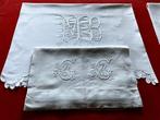 Vroege 20e eeuwse bedlinnenstukken met initialen C.C en M.B., Antiek en Kunst, Antiek | Kleden en Textiel