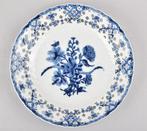 Schotel - A CHINESE BLUE AND WHITE LINGLONG / RETICULATED