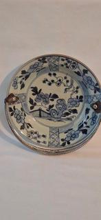 Schotel - Antiek Porseleinen Schotel afgezet met een, Antiek en Kunst, Antiek | Goud en Zilver