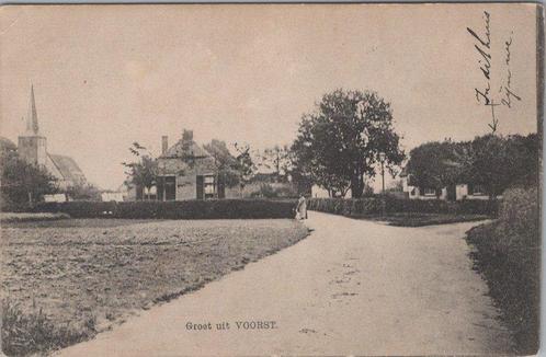 VOORST - Groet uit Voorst. Dorpsgezicht, Verzamelen, Ansichtkaarten | Nederland, Verzenden