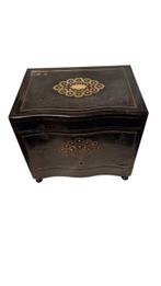 Drankkast - Ebbenhout - likeurkelder