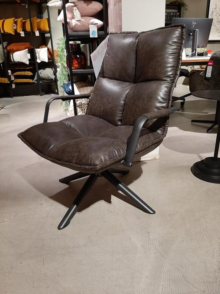 Draaifauteuil Mitchell **SHOWROOMMODEL**, Huis en Inrichting, Fauteuils, Nieuw, Stof