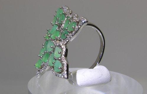 Smaragd Ring - Hoogte: 28 mm - Breedte: 23 mm- 6.15 g - (1), Verzamelen, Mineralen en Fossielen
